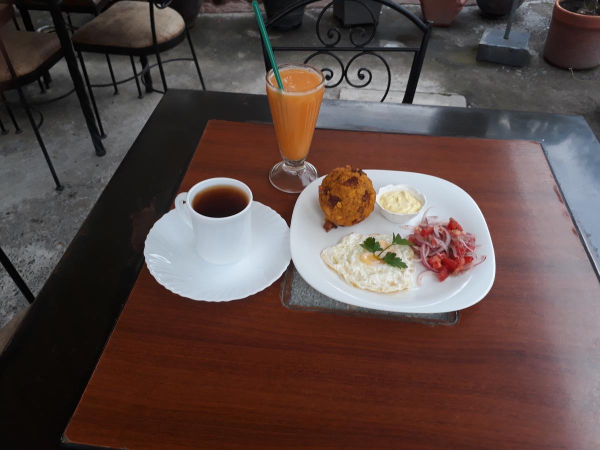 Hotel Golosone Ambato Eksteriør billede